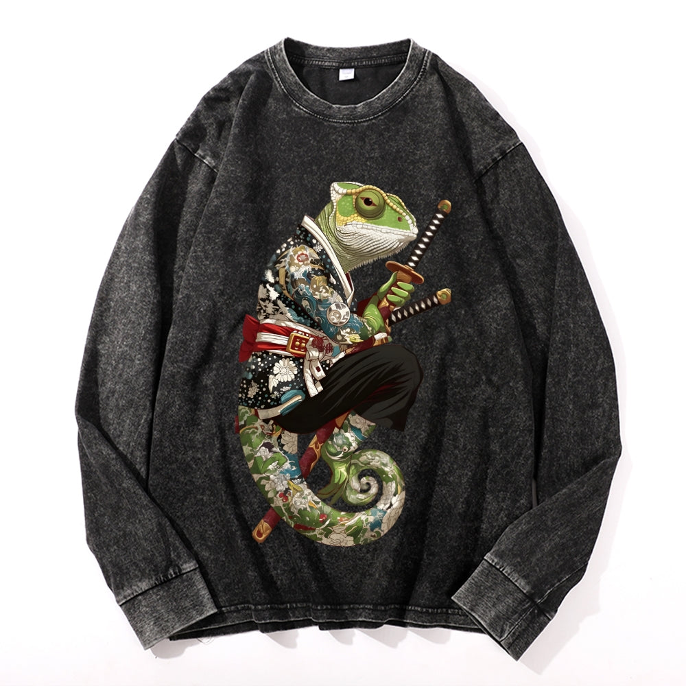 Chameleon Samurai Vintage Cotton Wash Crewneck Long-Sleeve T-Shirt