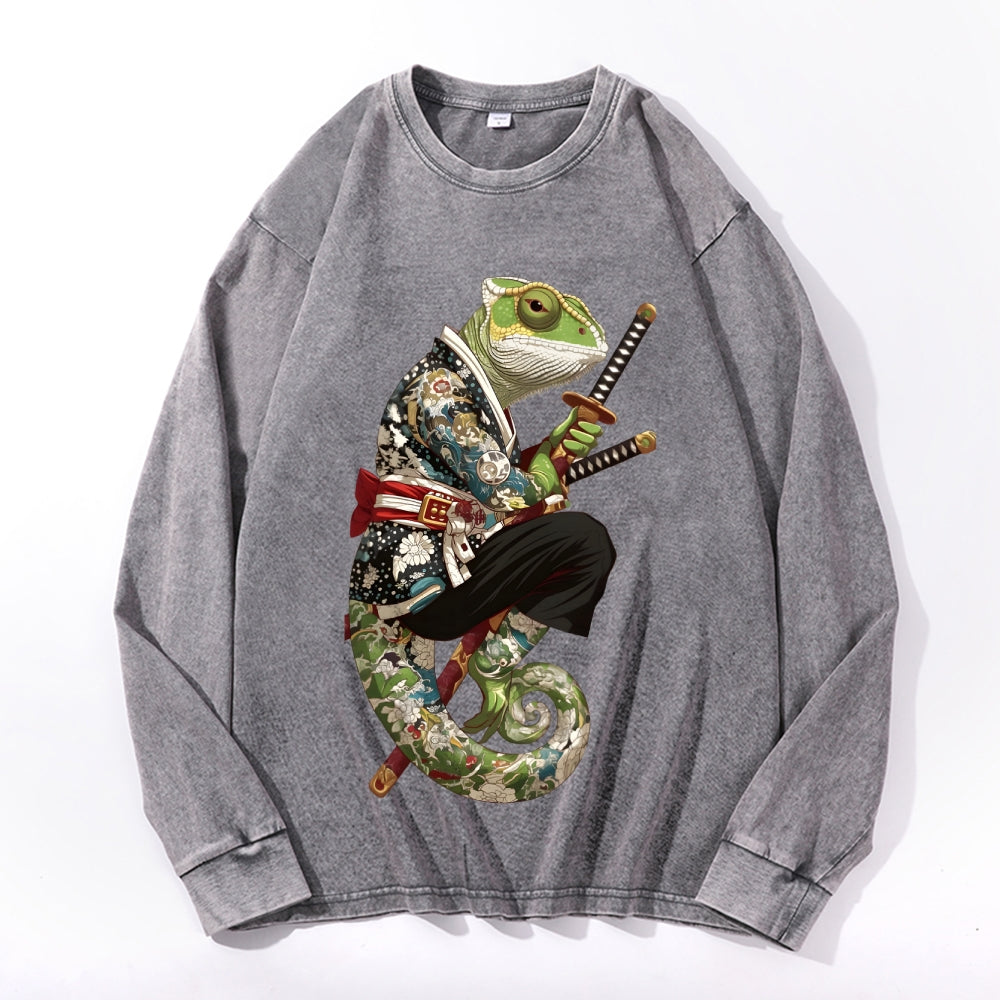 Chameleon Samurai Vintage Cotton Wash Crewneck Long-Sleeve T-Shirt