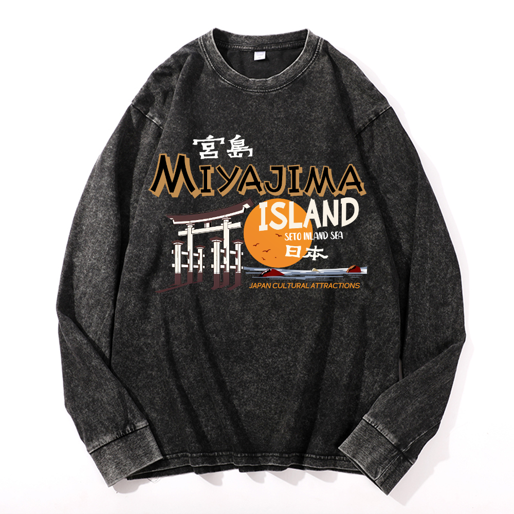 Hiroshima Miyajima Island Vintage Cotton Wash Crewneck Long-Sleeve T-Shirt