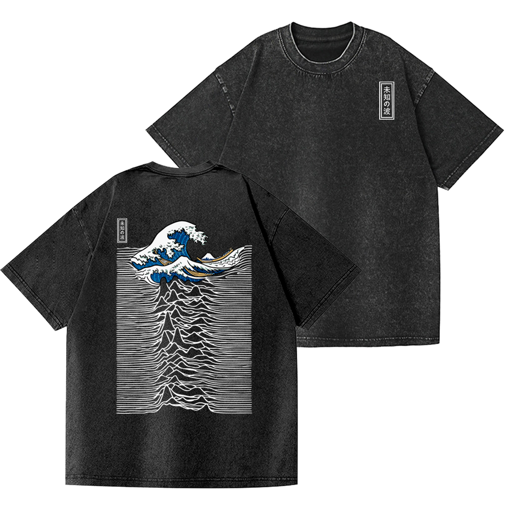 The Great Wave off Kanagawa Ukiyoe Vintage Wash Japanese Design Back Art T-Shirt